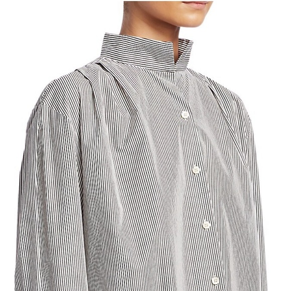 Excellent Condition Frame Pleated Clean Collar Shirt - Picture 9 of 12
